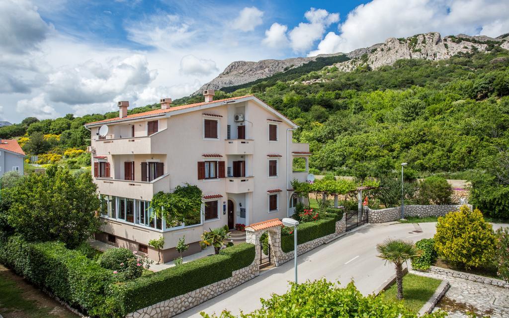 Apartments Maja And Sanja Baška Exterior foto